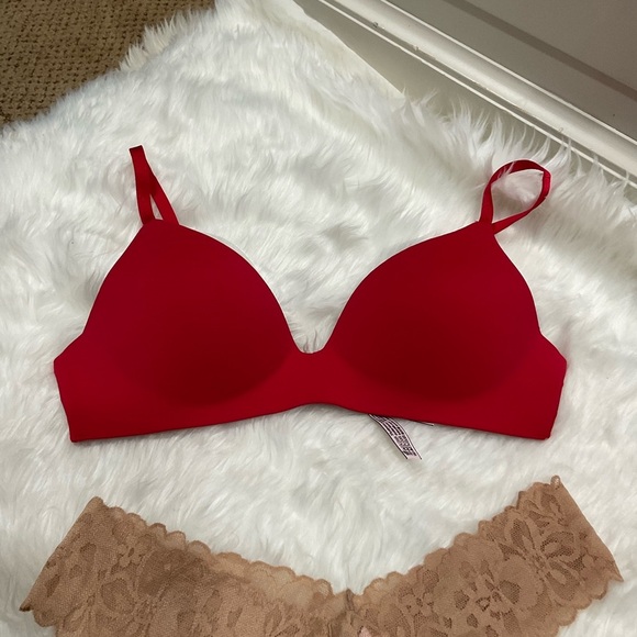 Victoria's Secret Red and Tan Bra Set Intimates - Picture 2 of 11